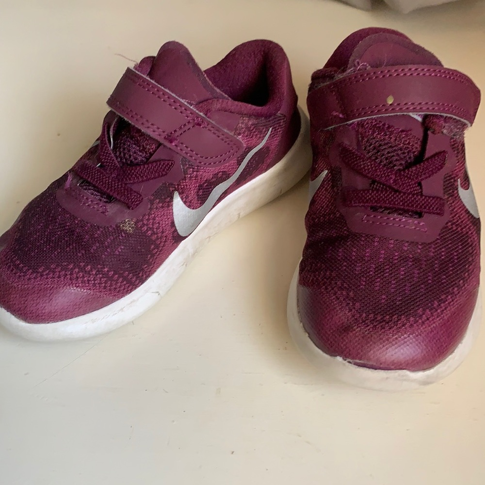 Nike velcro purple sneakers size 9 toddler